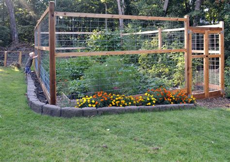 Garden Fence Ideas To Keep Dogs Out