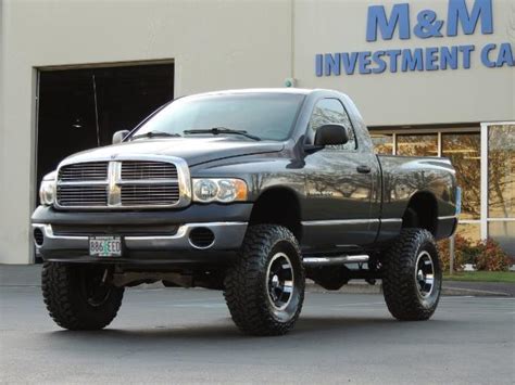 2003 Dodge Ram 1500 4X4 / Regular Cab / Low Miles / LIFTED