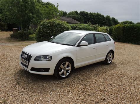 Audi A3 Sportback (5dr) 2009 1.6 Petrol SE Technik Manual, Ibis White ...