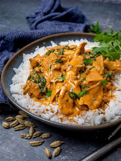 Creamy Leftover Turkey Curry with Coconut Milk – Skinny Spatula