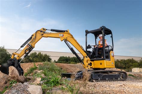 Caterpillar’s next gen platform expands to three more mini excavators ...