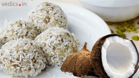 Coconut and dry fruits laddu | Narial k laddu with fresh coconut | Vedics