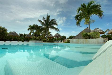 Grand Palladium Colonial Resort & Spa - All Inclusive in Tulum - Room ...