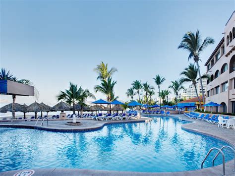 Barcelo Ixtapa Beach Cheap Vacations Packages | Red Tag Vacations