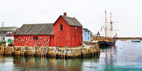 Motif Number 1 Rockport Ma Photograph by Jack Schultz