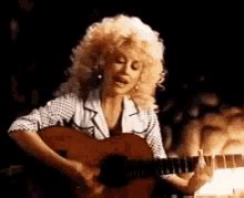 Dolly Zoom GIFs | Tenor