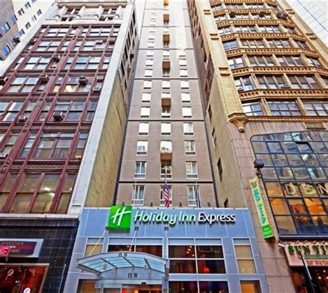 Holiday Inn Express Times Square - Fifth Avenue, New York City ...