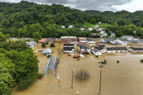 Team Eastern Kentucky Flood Relief Fund To Open Thursday Afternoon | WHVO