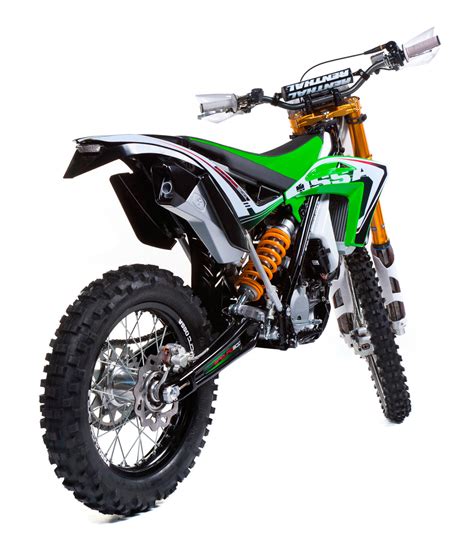 Throttle Thrasher: 2012 OSSA 250/300i ENDURO