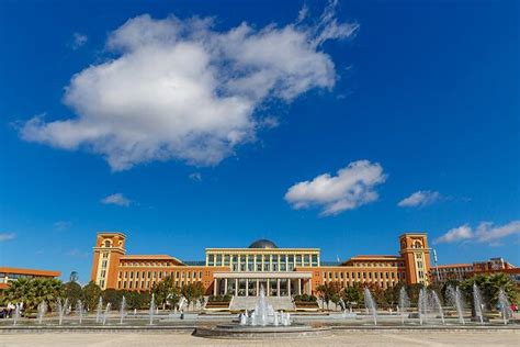 Yunnan University Chenggong Campus Library 云南大学呈贡校区图书馆 - GoKunming