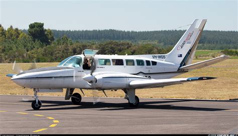 Cessna 404 Titan - Aerologistics Survey | Aviation Photo #6313893 ...