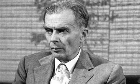 Aldous Huxley : Biography and Literary Works