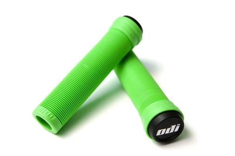 ODI Longneck SS Flangeless 135mm grips IN COLORS - Planet BMX