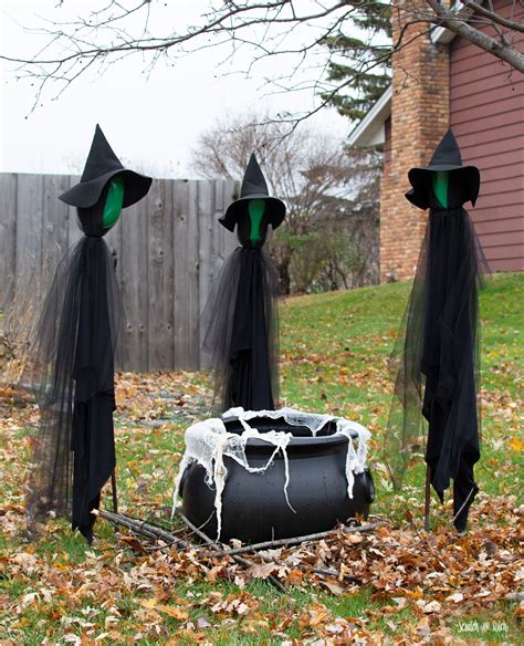 30+ Diy Witch Yard Decorations – DECOOMO