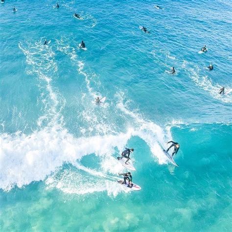 Bondi Beach - Surfing Bondi Style - AU | Australië