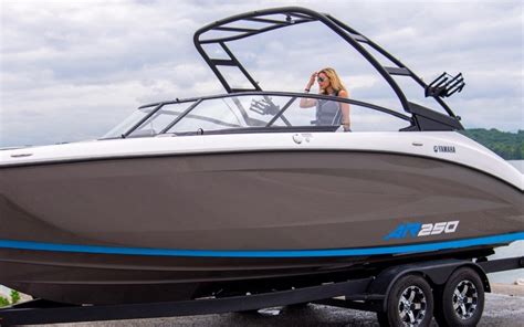 Yamaha AR250: Prices, Specs, Reviews and Sales Information - itBoat