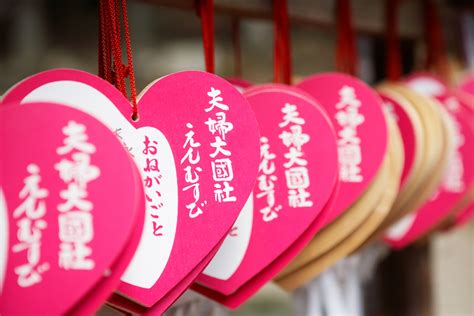 10 Amazing Valentine's Day Traditions Around the World