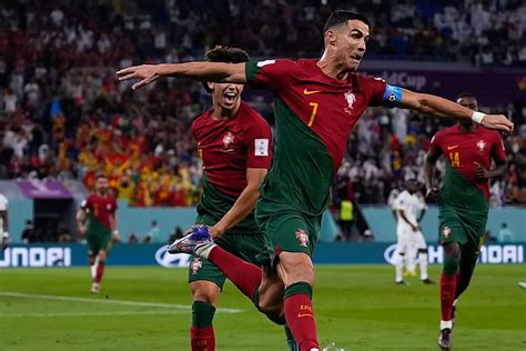 World Cup 2022: Cristiano Ronaldo makes history: First man to score in ...