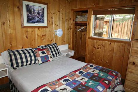 Eight Person Cabins | Kit Carson Lodge | Silver Lake Cabins