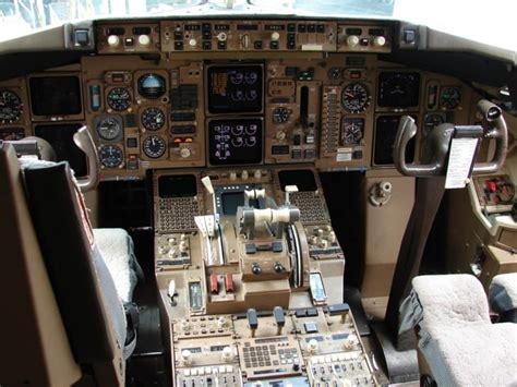 Boeing 767-200 - Price, Specs, Photo Gallery, History - Aero Corner