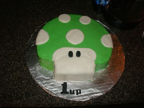 1Up Mushroom Birthday Cake - CakeCentral.com