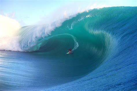 Pin by Cassie Reese on Big Wave Surfing | Big wave surfing, Surfing ...