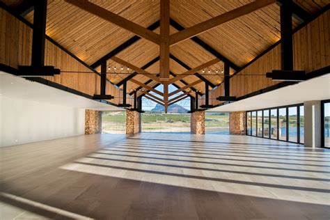 Anura Vineyards / M&B Architects + Inhouse Brand Architects | Event ...