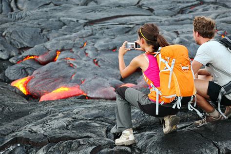 How to to Experience Hawaii’s Kilauea Volcano