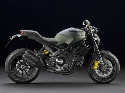 Ducati Monster Diesel - Asphalt & Rubber