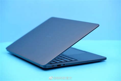 Mi Notebook Pro X 15 OLED: Laptop flagship đến từ Xiaomi