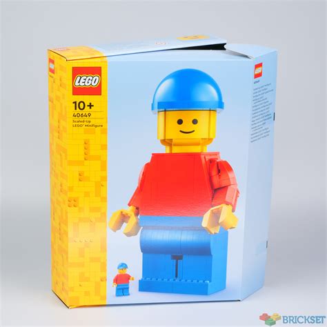 LEGO 40649 Up-Scaled LEGO Minifigure review | Brickset