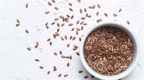 How to Eat Flaxseeds? 6 Best Flax Seed Recipes to TRY | Man Matters