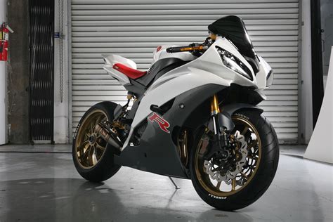 WSDMoto custom Yamaha YZF-R6 with Greggs Customs | Motos deportivas ...