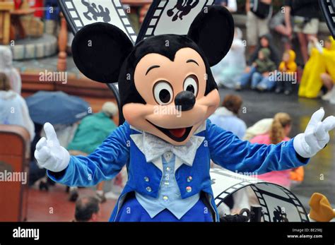 MAGIC KINGDOM PARADE AT WALT DISNEY WORLD - APRIL 13: Mickey Mouse at ...