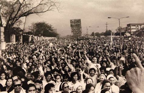 A Centralian remembers the People Power Revolution - Central Philippine ...