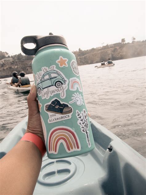 hydroflask stickers | Trendy water bottles, Preppy water bottles, Cute ...