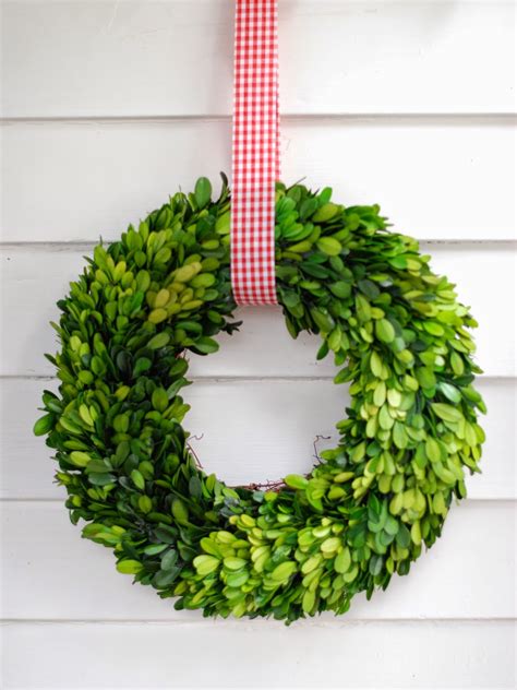 farmhouse musings: Boxwood Wreath: Save 30%