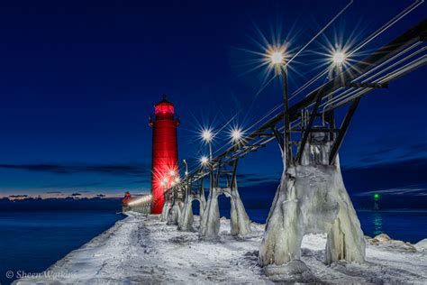 Photographing Michigan's Lighthouses: Iconic Guardians of the Great ...