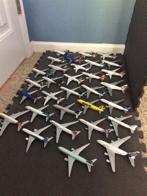 My Daron Worldwide toy Airplanes : r/toys