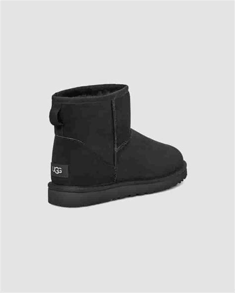 Classic Mini Black | UGG