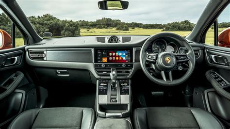 Porsche Macan Interior | Cabinets Matttroy