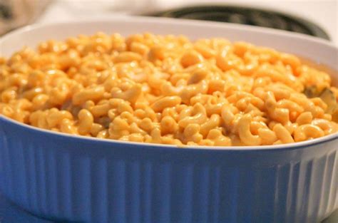 Velveeta Macaroni and Cheese Recipe - Creamy & Delicious!