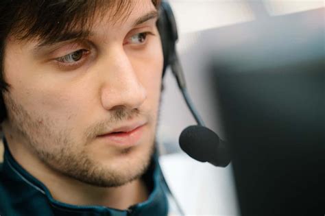 Arteezy talk top teams at TI11, Last Chance Qualifier | ONE Esports