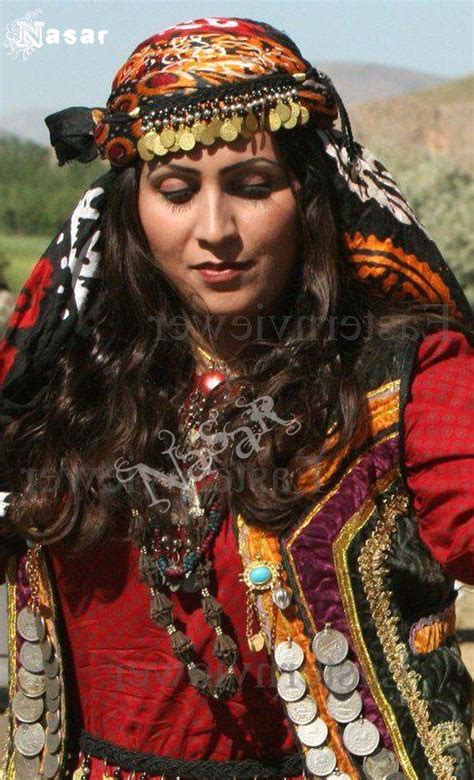 Pashtun Women in Traditional Afghan Dress | Costumes around the world ...