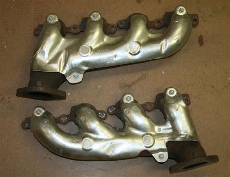 For Sale - 2010 Camaro exhaust manifold for LS1 and on conversion ...