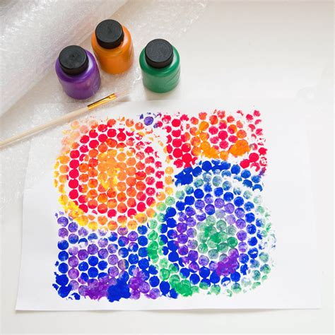 Toddler Art: Bubble Wrap Paint and Print | Art for kids, Toddler art ...