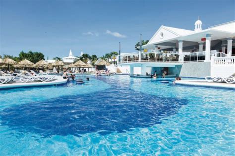 Riu Palace Tropical Bay vacation deals - Lowest Prices, Promotions ...