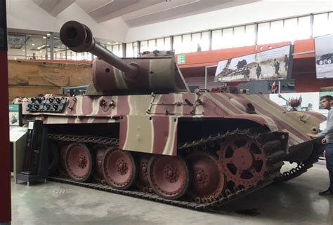 Panther tank at Bovington. Distinctive Camouflage pattern | Panzer