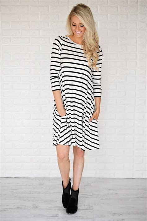 Black & White Striped Dress – The Pulse Boutique