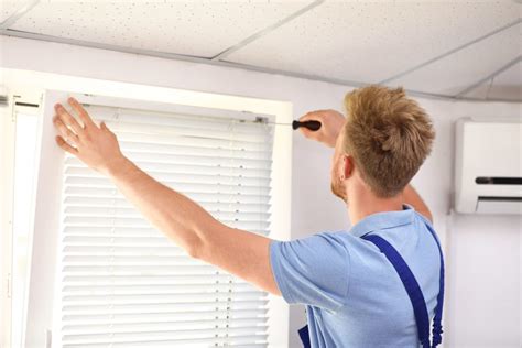 How to install Roller Blinds - sidepost.com.au